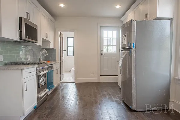 Rented by Brick&Mortar | media 19