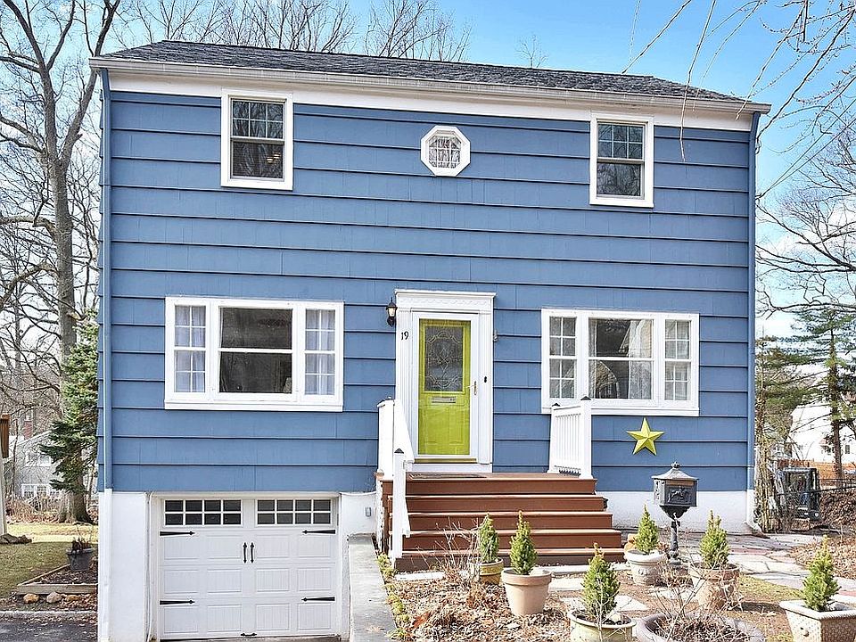 1st image of 19 Lenox Ter
