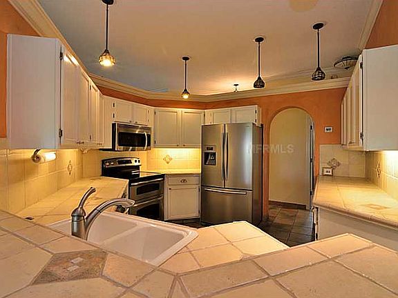 4th image of 5201 Little John Ct