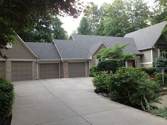 4 Car Garage