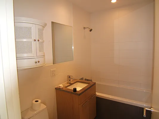 Rented by Joel Weisz, LREB | media 6