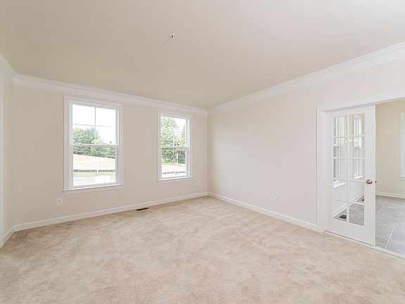 4th image of 1303 Merlot Dr