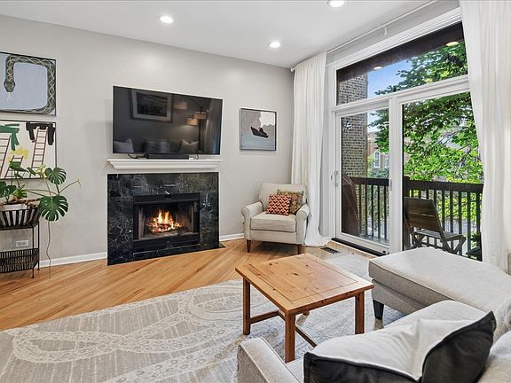 3rd image of 1464 W Grace St APT 2F