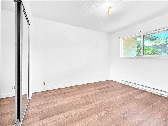 3rd image of 12975 SW Allen Blvd APT 1