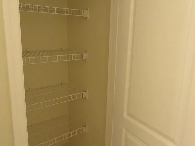 5565 Seminary Rd #208 — Photo 54
