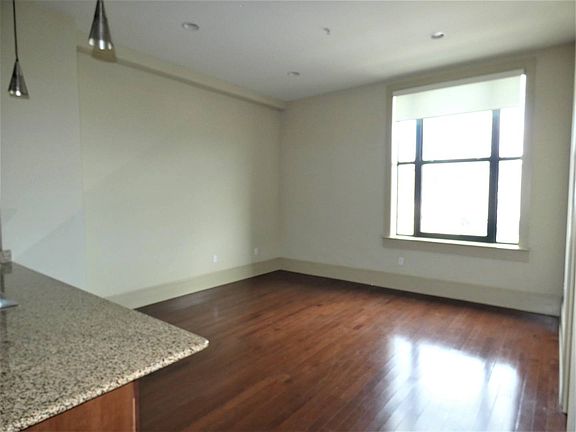 5th image of 1201 Canal St APT 317