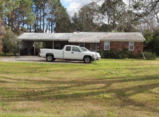 1331 Old Axson Rd, Douglas, GA 31535