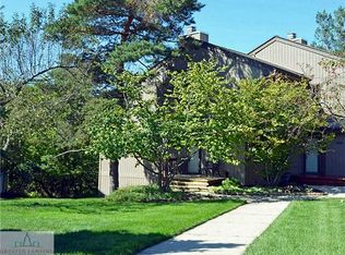 5419 Wild Oak Dr, East Lansing, MI 48823