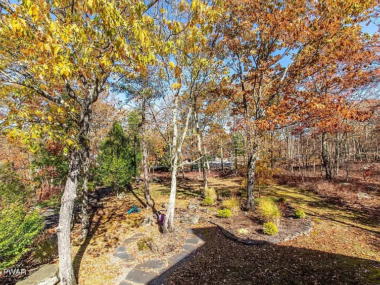 111 Woodcrest Dr — Photo 51