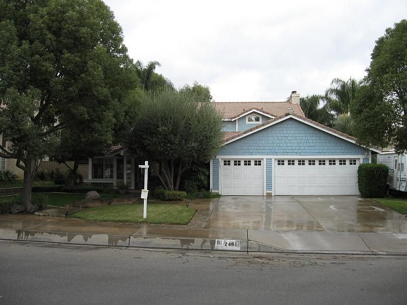 2nd image of 2481 N Riverside Ave