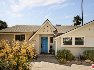 4841 Don Pio Dr, Woodland Hills, CA 91364