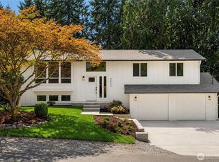 8820 194th Street SW, Edmonds, WA 98026