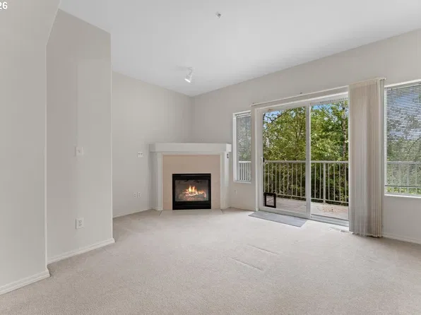 13700 SW Scholls Ferry Rd Unit 103, Beaverton, OR 97007