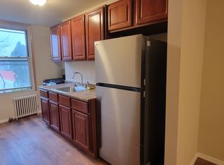 34 4th St APT 3R, Brooklyn, NY 11231