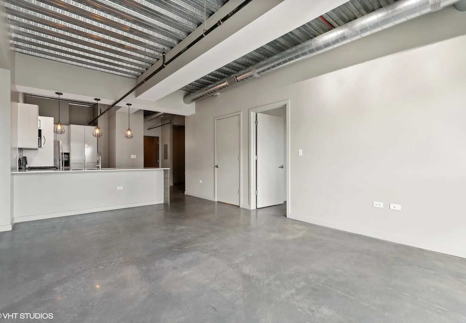 1 bed, 1107 sqft, $3,140 — Photo 3
