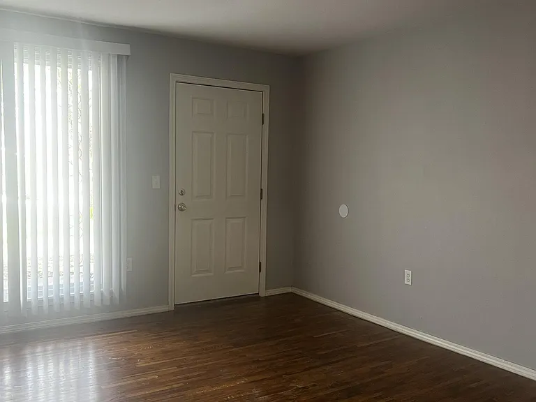 115 N Albert Pike Ave — Photo 13