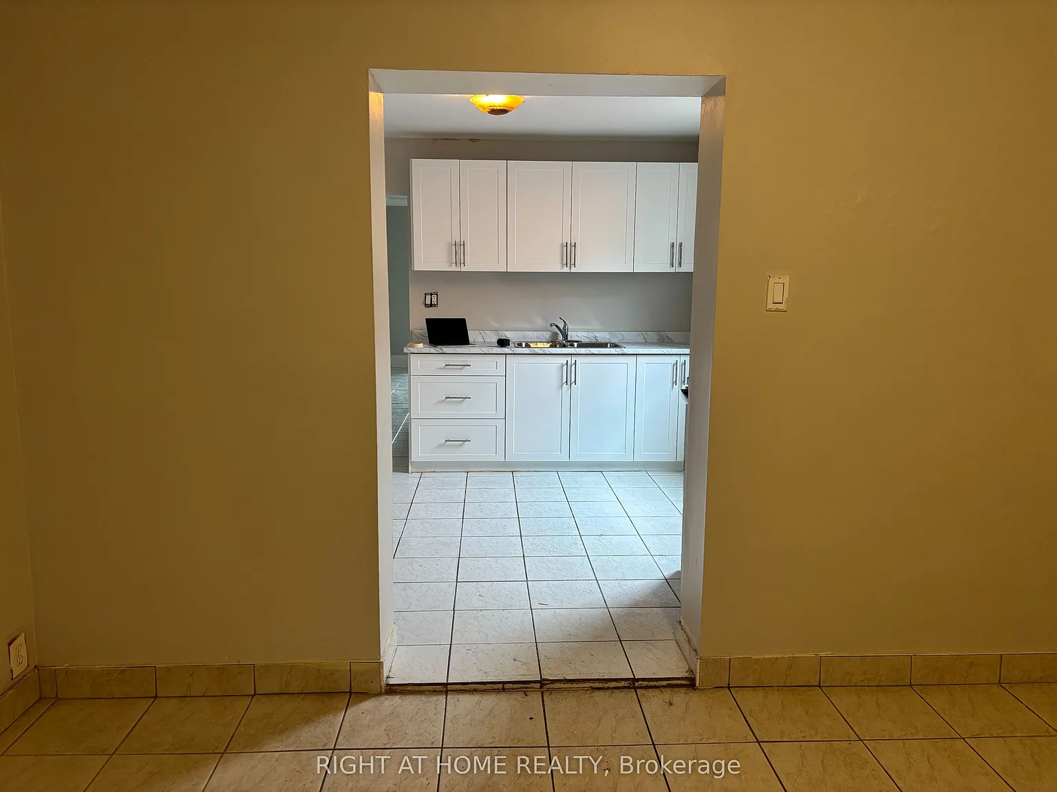 2 bed, $1,950 — Photo 3