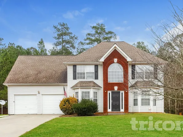 9452 Carnes Crossing Cir, Jonesboro, GA 30236