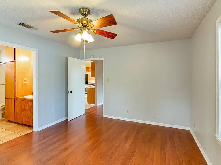 1st bedroom