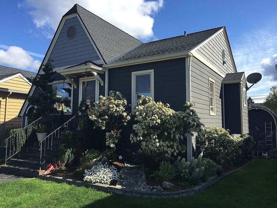 2nd image of 7510 Winona Ave N