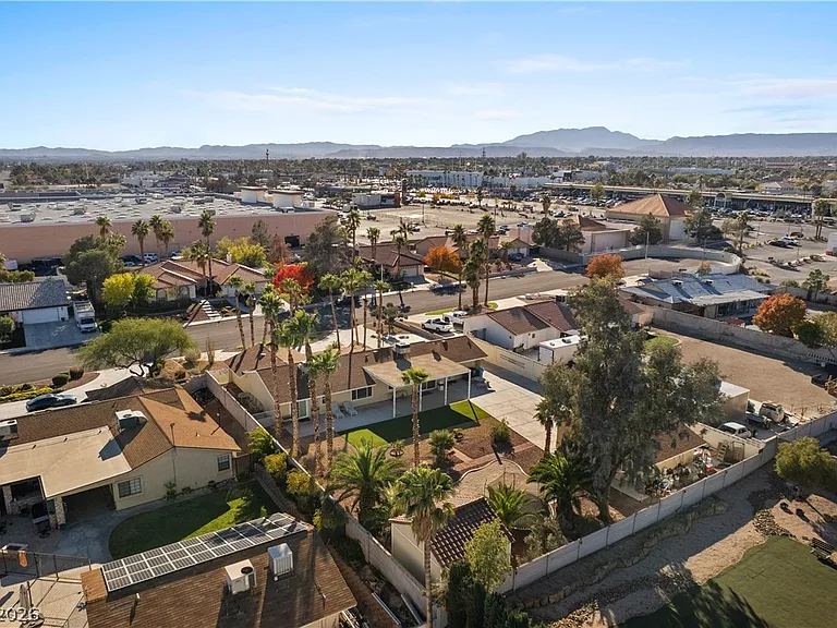 6808 Obannon Dr — Photo 40
