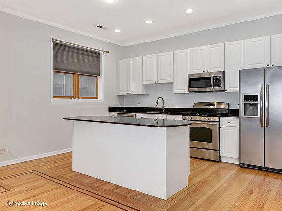 4th image of 2529 N Halsted St APT 1N