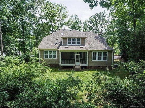 3rd image of 12632 Elkhorn Dr