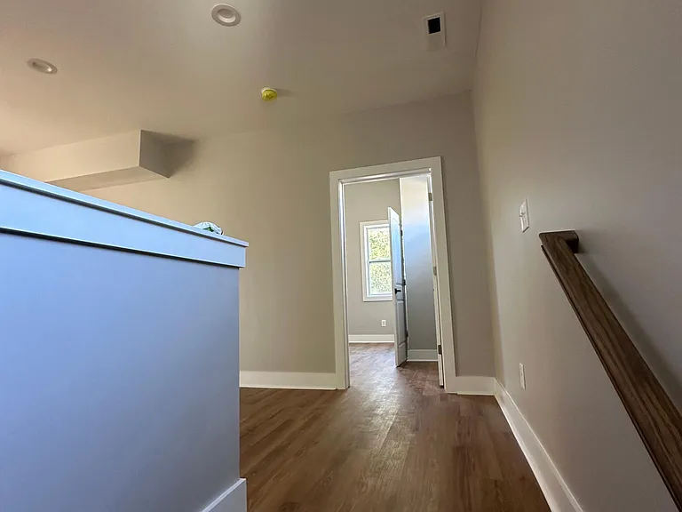 1223 S 2nd St — Photo 10