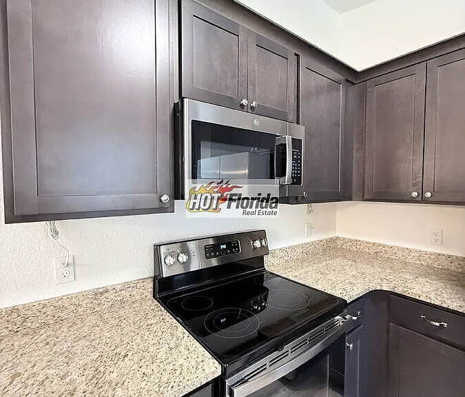 2320 W Wellston Rd — Photo 9