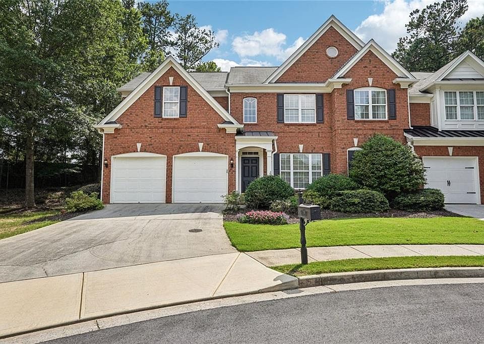 1st image of 25 Hampreston Ct