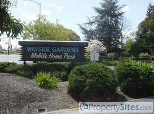 27 Wayside Dr, Santa Rosa, CA 95407