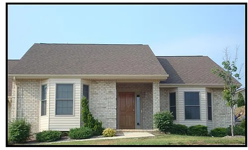 28 Maynard Ln Photo 1