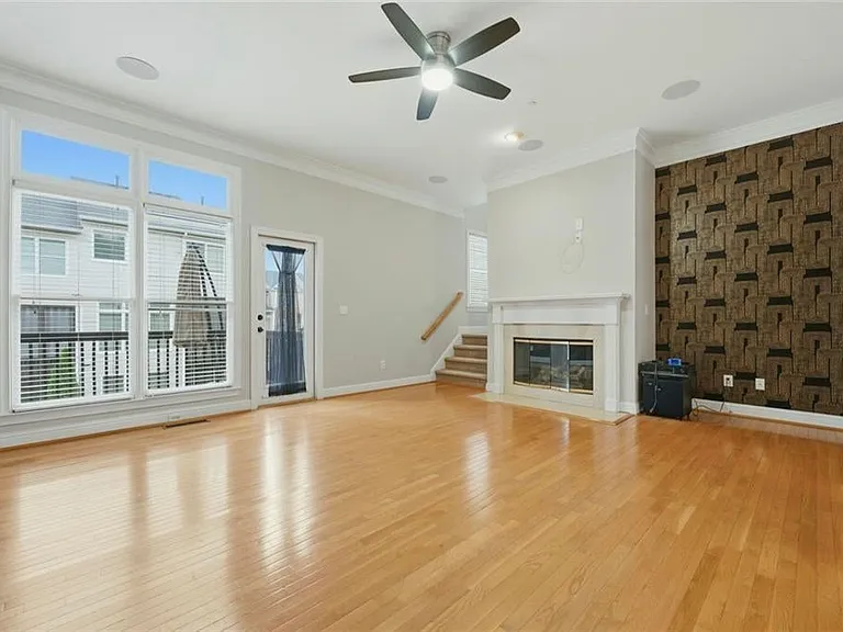 319 Creekbank Way SE — Photo 15