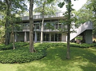 47 Harbor Hill Ln, East Hampton, NY 11937