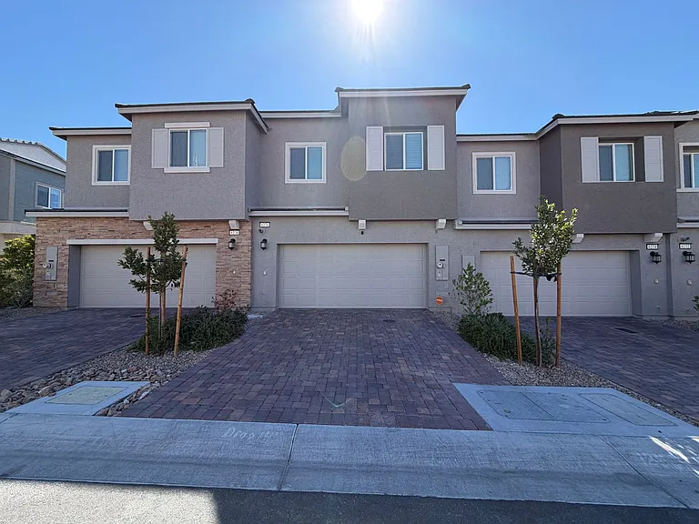 6276 Foxes Dale St — Photo 17