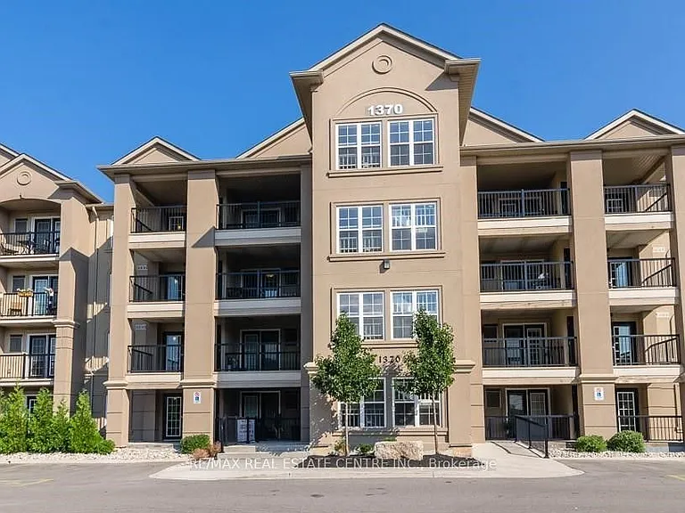 1370 Main St E #103 — Photo 3
