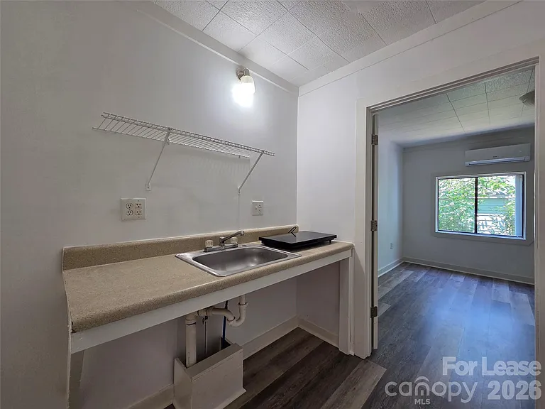 805 S Confederate Ave — Photo 6
