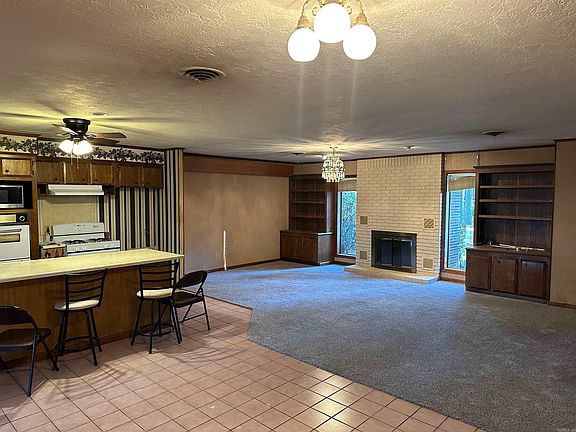 4th image of 1706 Abernathy St