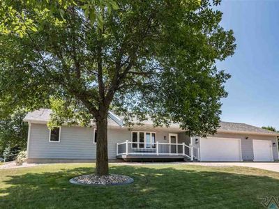 501 Willie Dr, Crooks, SD, 57020
