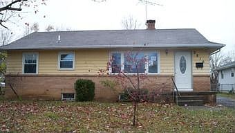 1st image of 2810 Dennis Ln