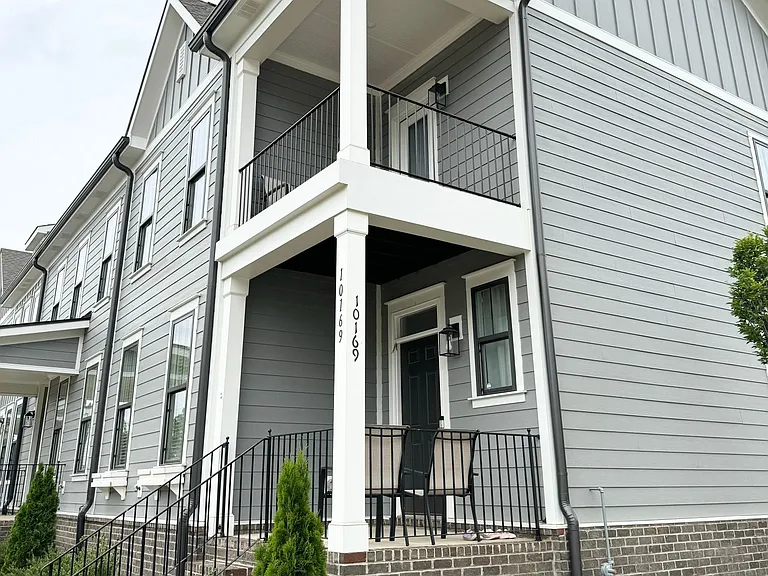 10169 Meeting House Dr NW — Photo 1