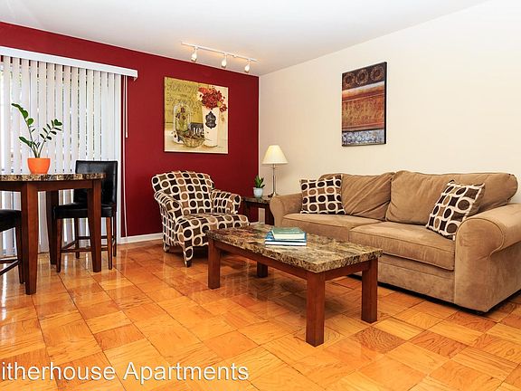 5th image of 501 S Frederick Ave #4