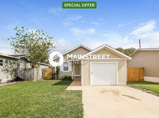 11818 Greenspark Ln, Houston, TX 77044