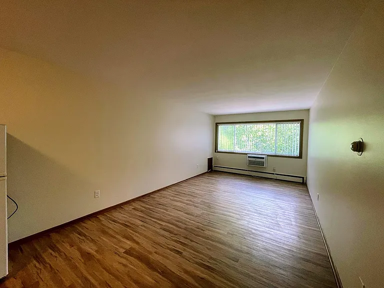 400 6th Ave SE #25 — Photo 5