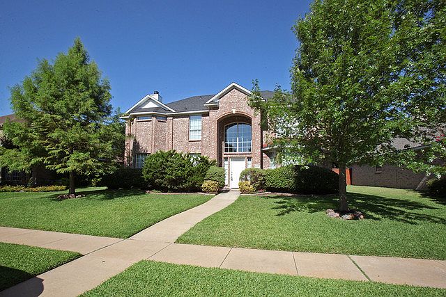 1st image of 5505 Plantation Ln.