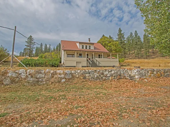 2750 House Rd, Kettle Falls, WA 99141
