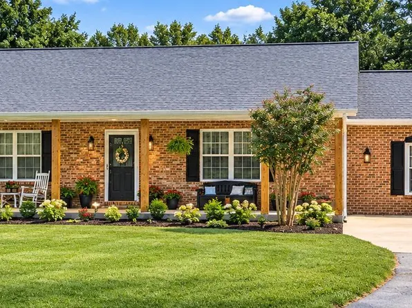 7370 Bullfeather Pl, Hughesville, MD 20637