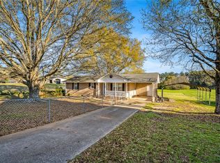 232 Crestview Dr, Starr, SC 29684