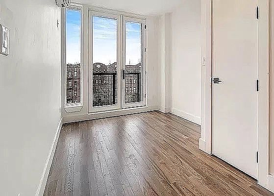 1st image of 179 Linden Blvd #8D