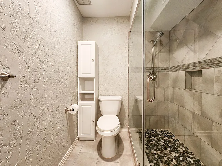 1860 White Oak Dr #236 — Photo 21